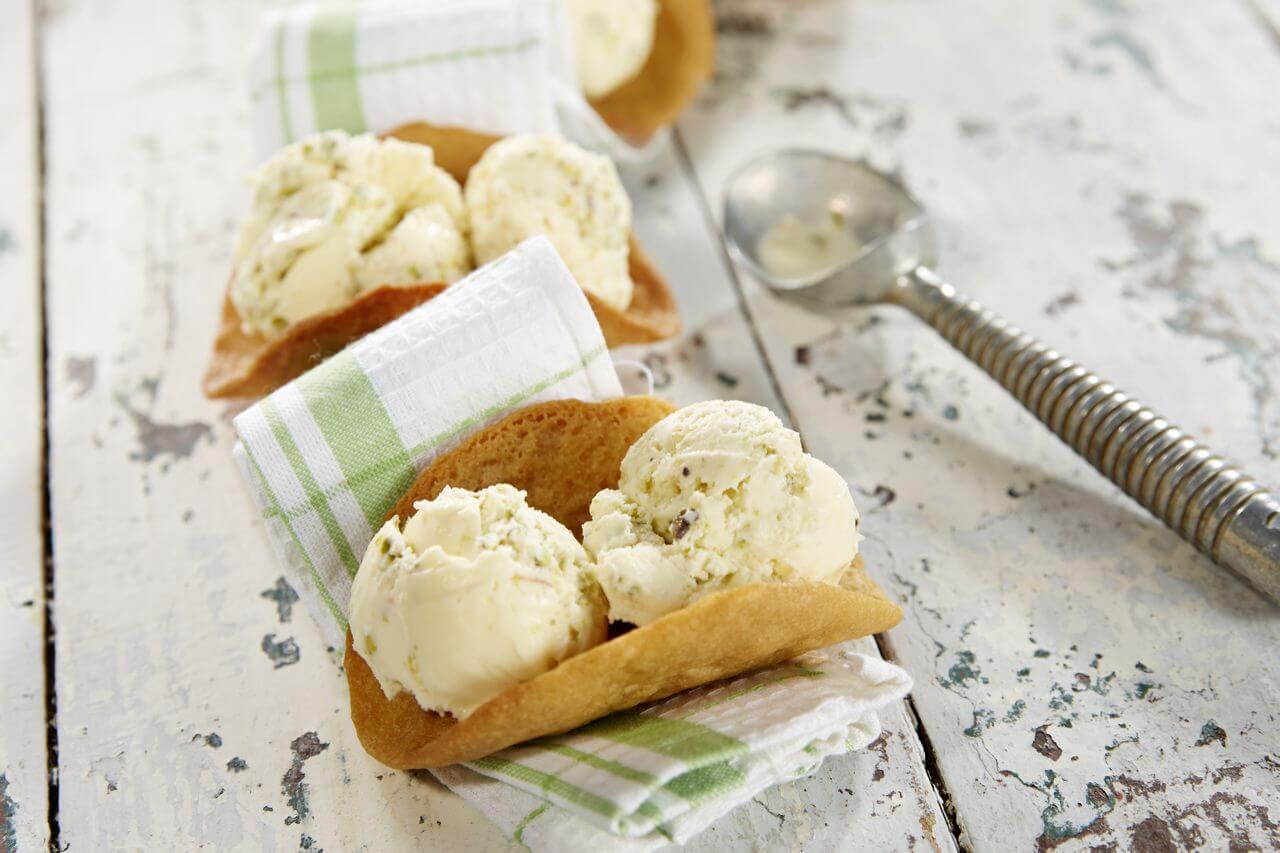 Ice cream tacos & pistachio coconut ice cream | Bulla