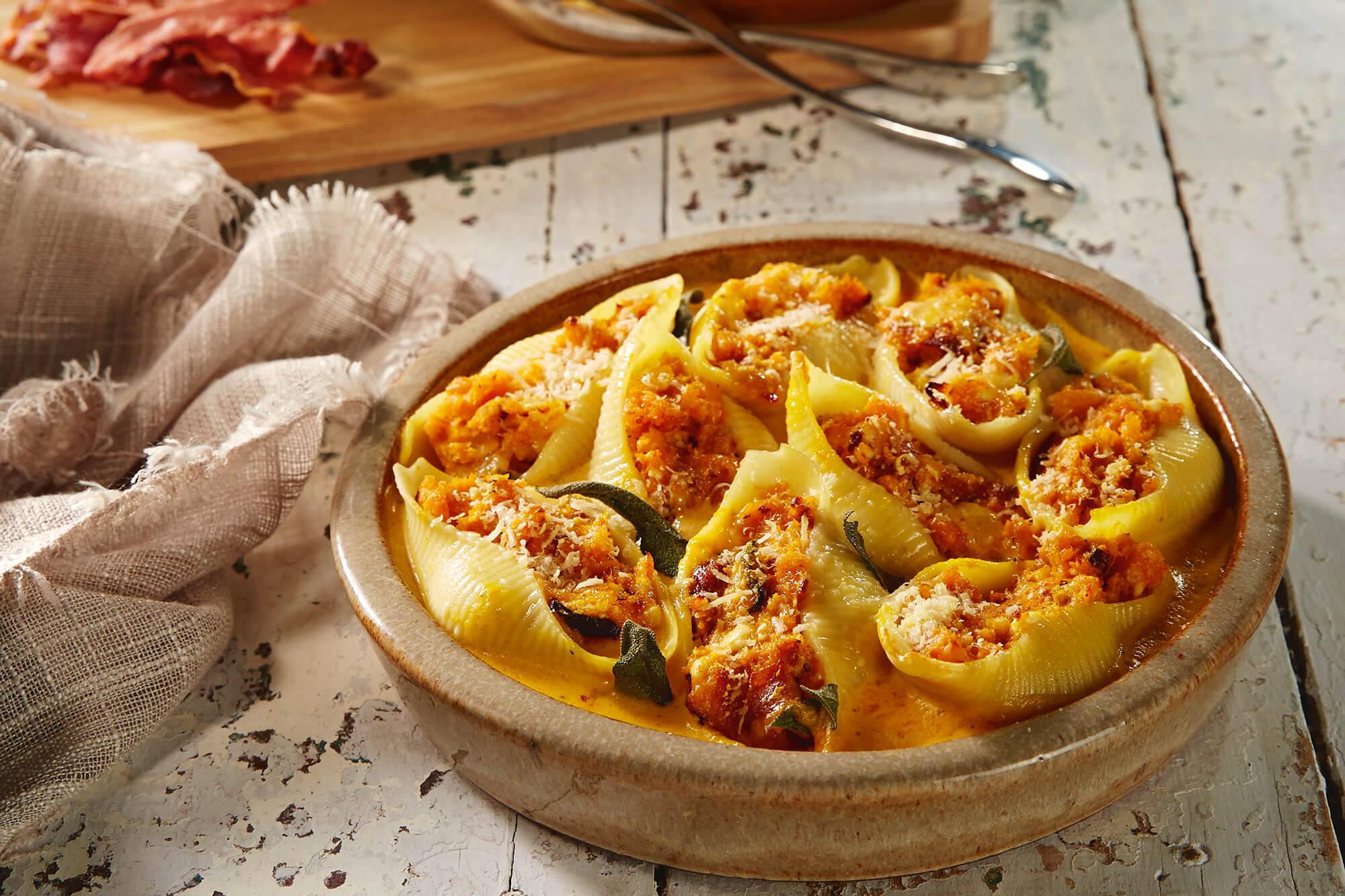 Pumpkin filled Conchiglioni in cream sauce | Bulla