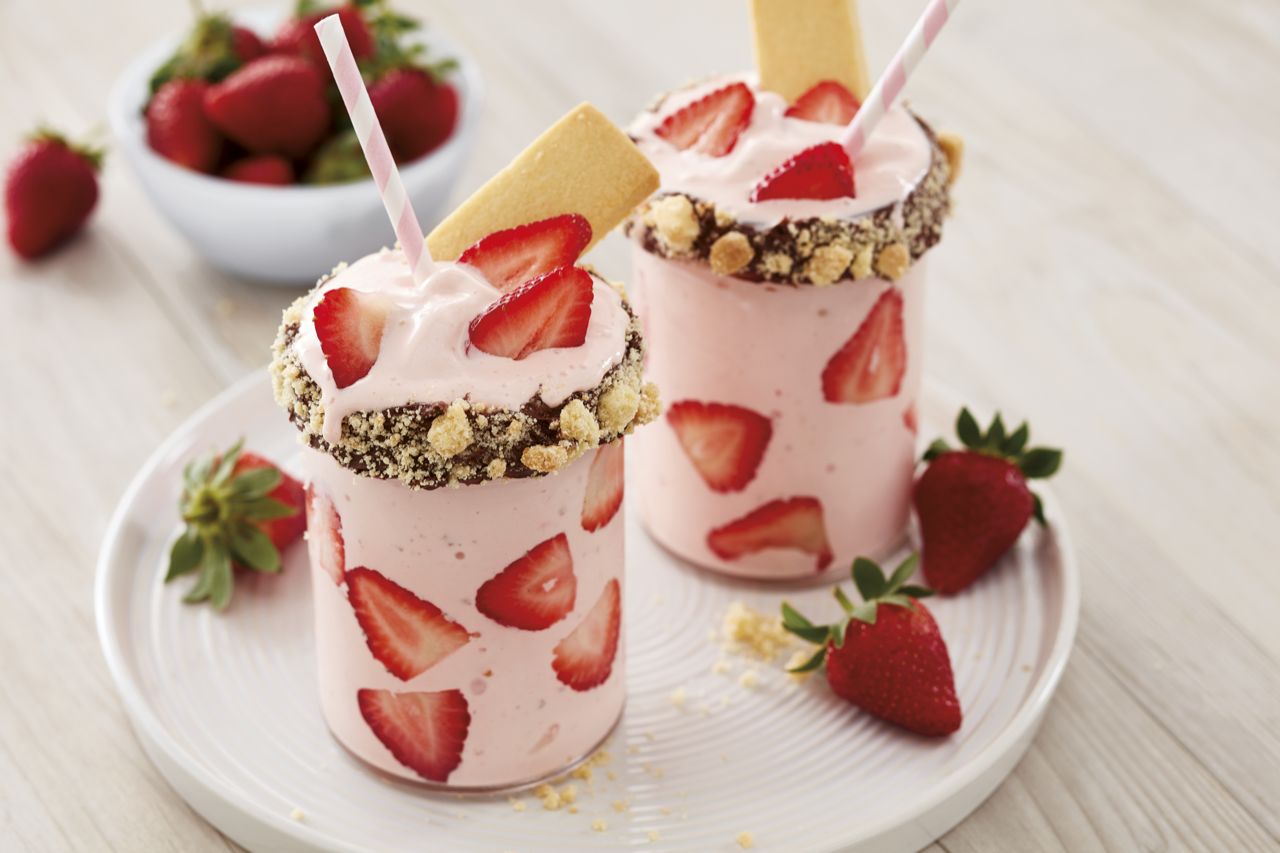 Strawberry Cheesecake Thick Shakes | Bulla