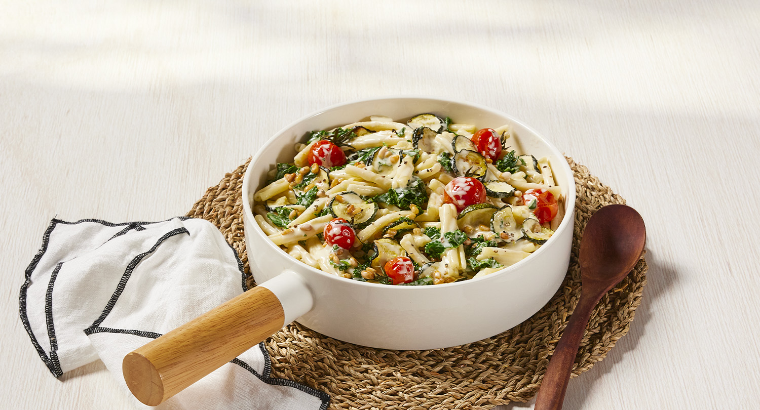 Creamy Zucchini & Kale Pasta Salad with Toasted Pinenuts & Lemon | Bulla